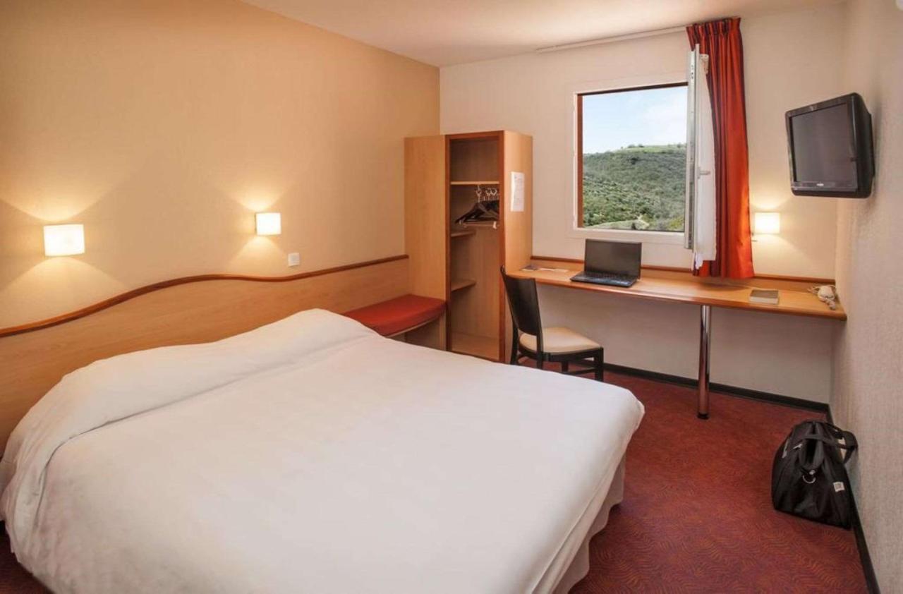 Brit Hotel Confort Montauban Zewnętrze zdjęcie