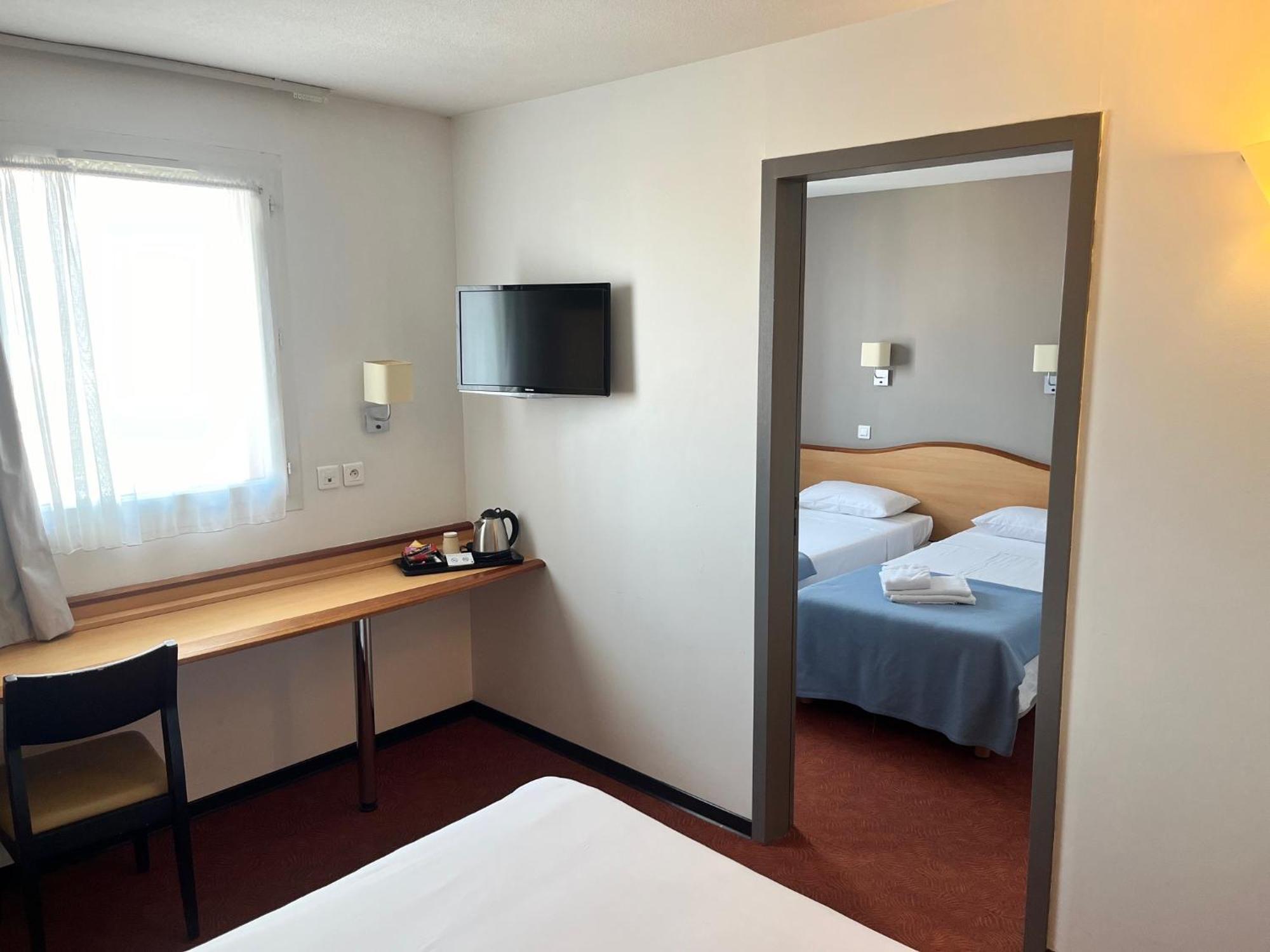 Brit Hotel Confort Montauban Zewnętrze zdjęcie