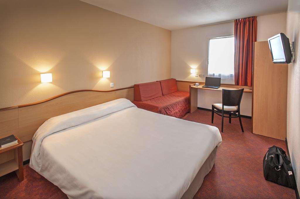 Brit Hotel Confort Montauban Pokój zdjęcie