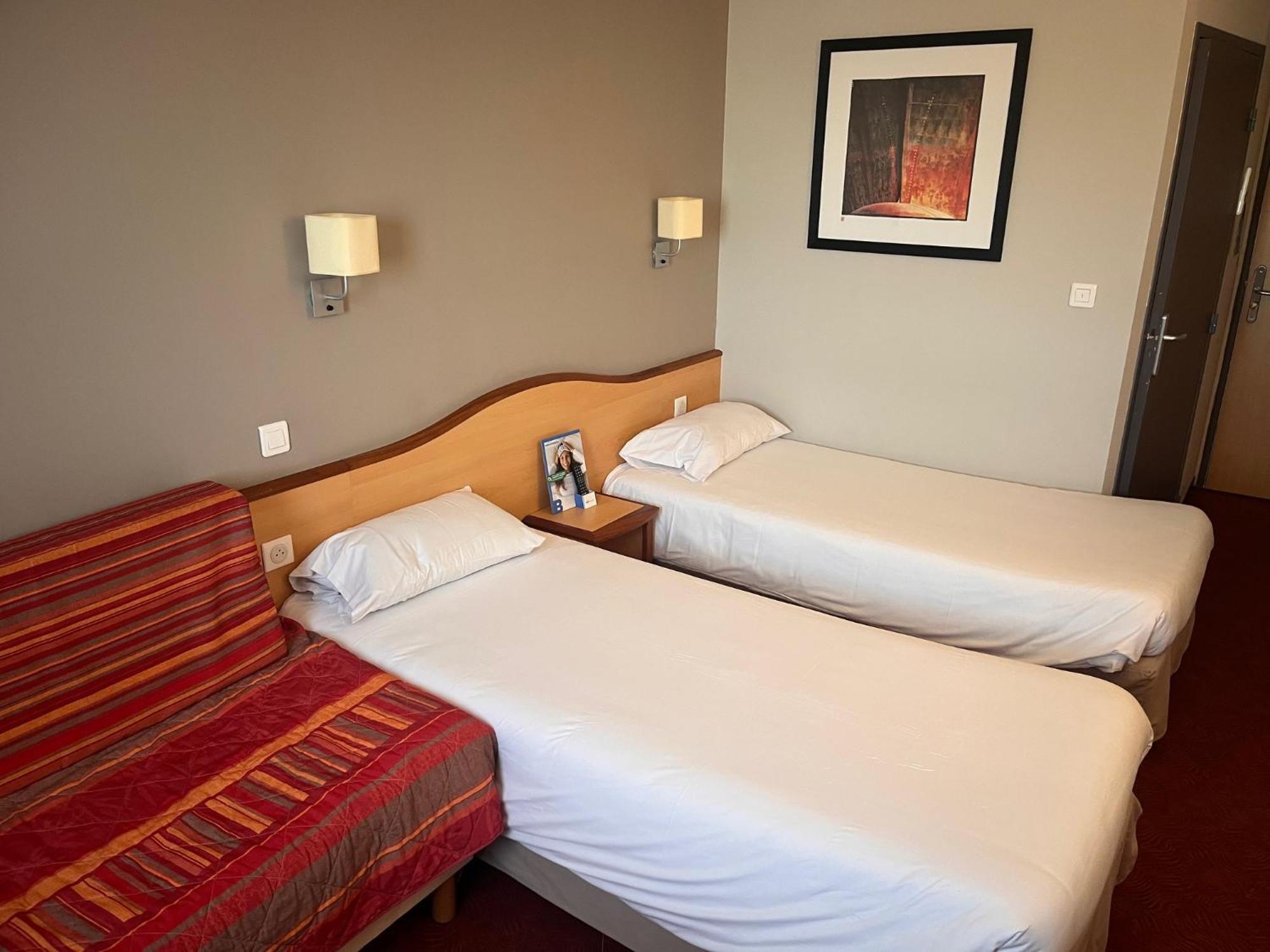 Brit Hotel Confort Montauban Zewnętrze zdjęcie